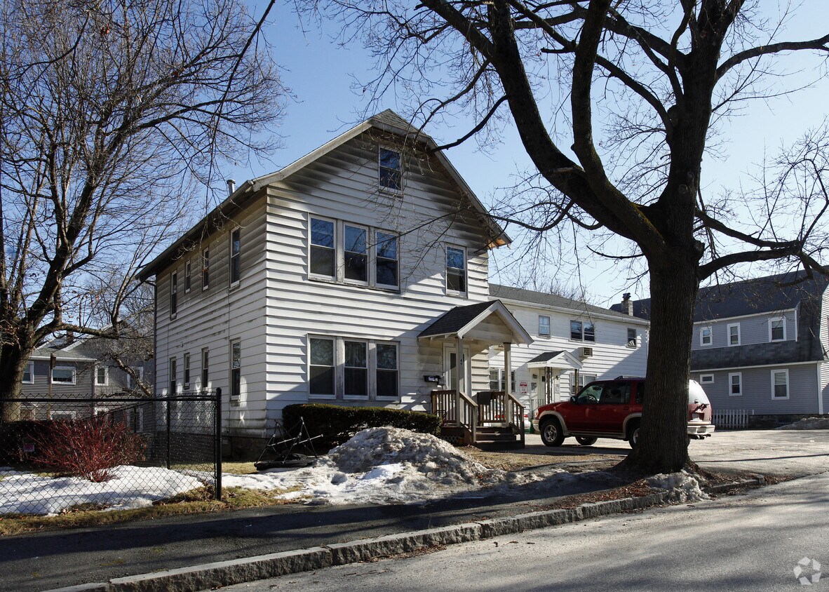 Building Photo - 49 Farrar Ave