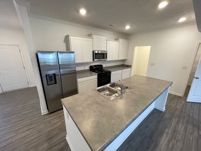 Photo - East Jefferson Large Home For Rent