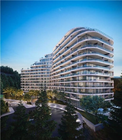 Building Photo - 2000 Hannington Rd