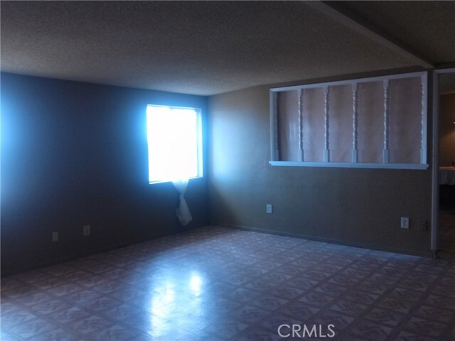 Foto del edificio - 21281 Park Ave