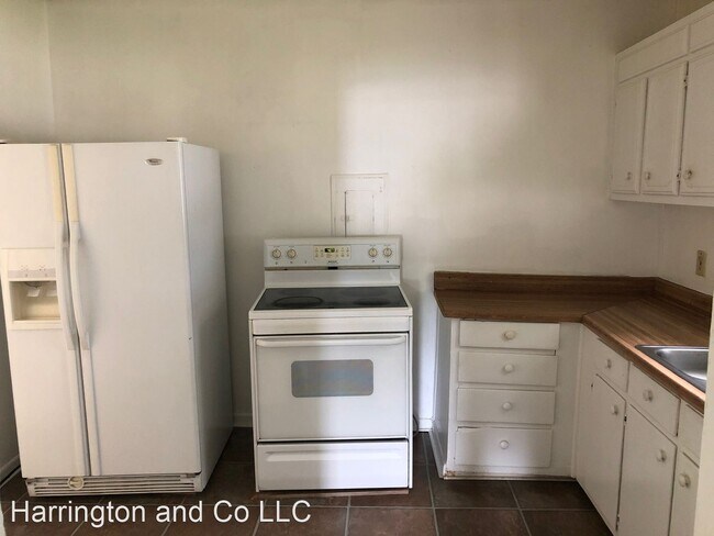 Building Photo - 2 br, 1 bath House - 401 E. Broadway