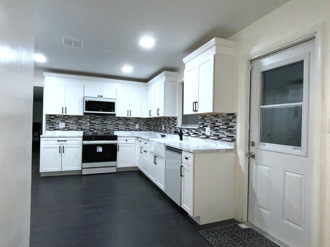 Foto del edificio - 3521 NW 29th St