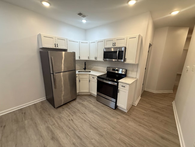 Building Photo - 4626 Westminster Ave