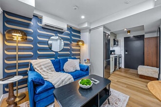 Building Photo - 168 McCaul St