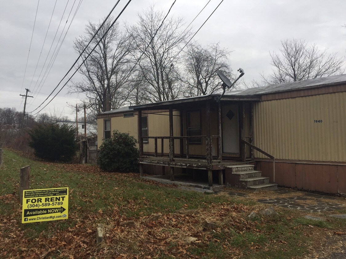 1134 Old Athens Rd, Princeton, WV 24739 House for Rent in Princeton