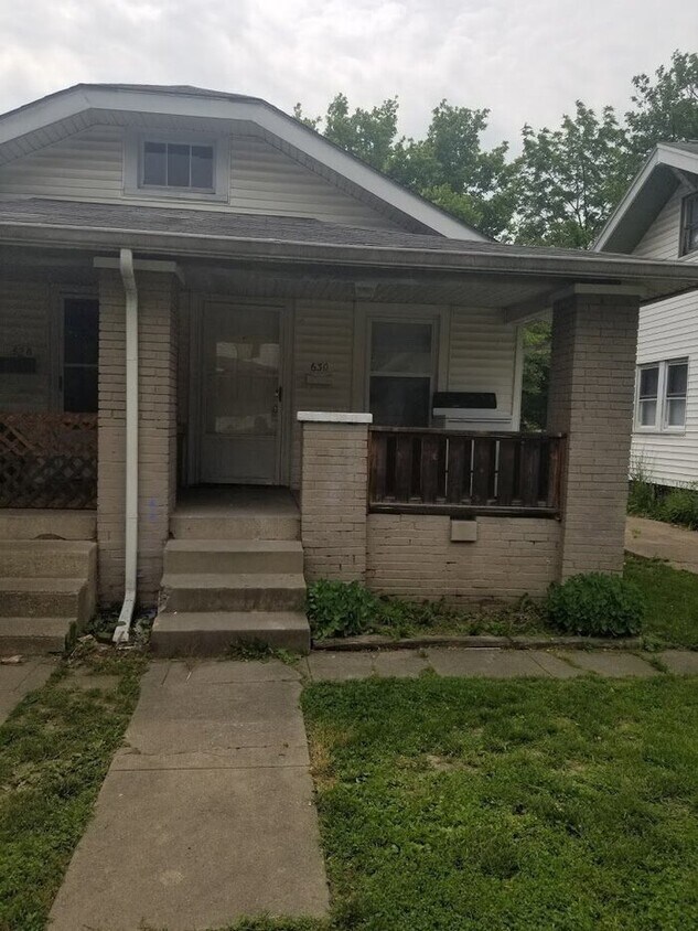 2 BEDROOM DUPLEX House Rental in Indianapolis, IN