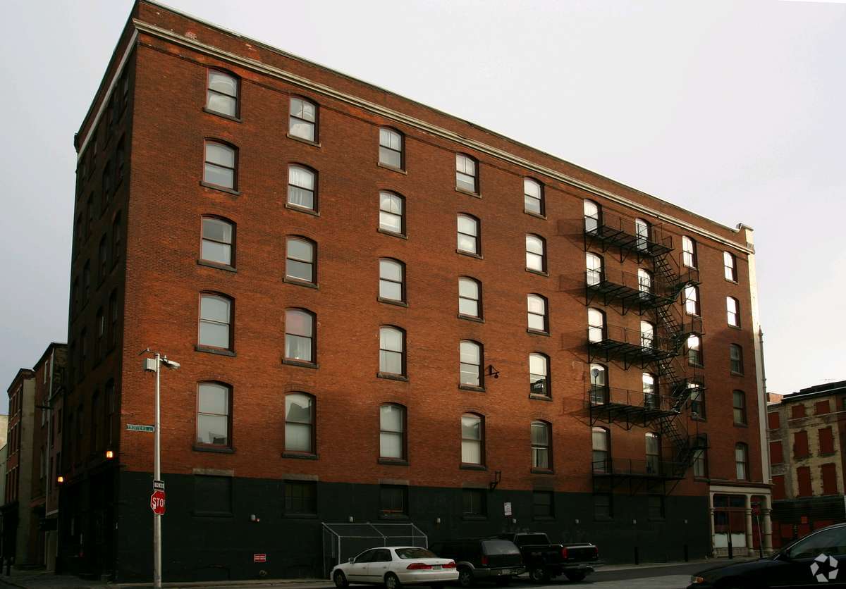 Building Photo - Trotter's Alley Apartment