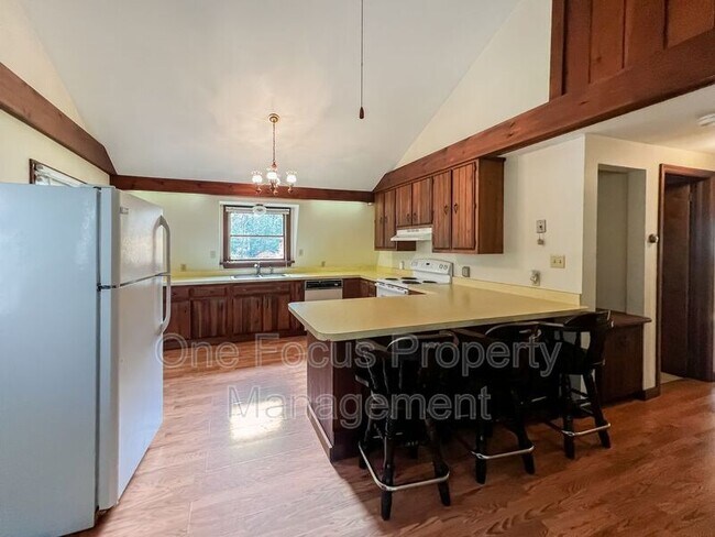 Foto del edificio - 597 Lower Manor Rd