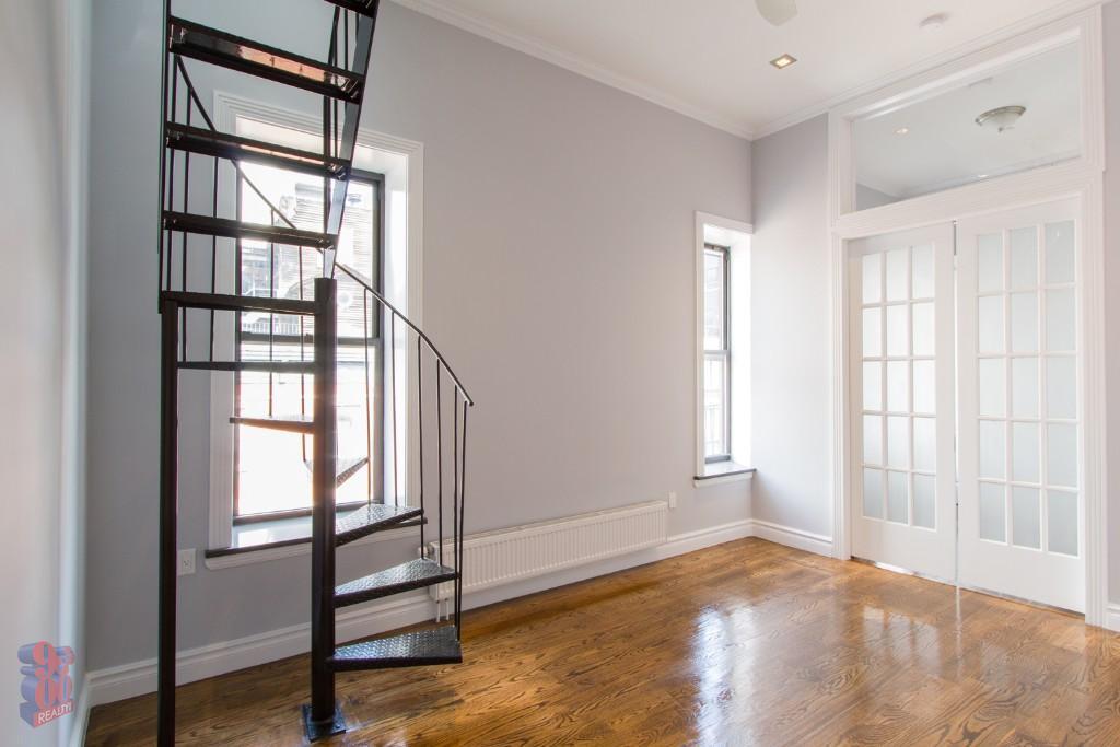 Foto principal - 202 E 13th St