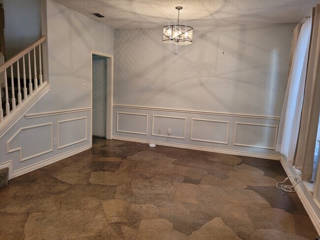 Foto del edificio - 4709 Portrait Ln