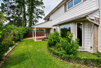 Building Photo - 1709 Beaver Springs Ct