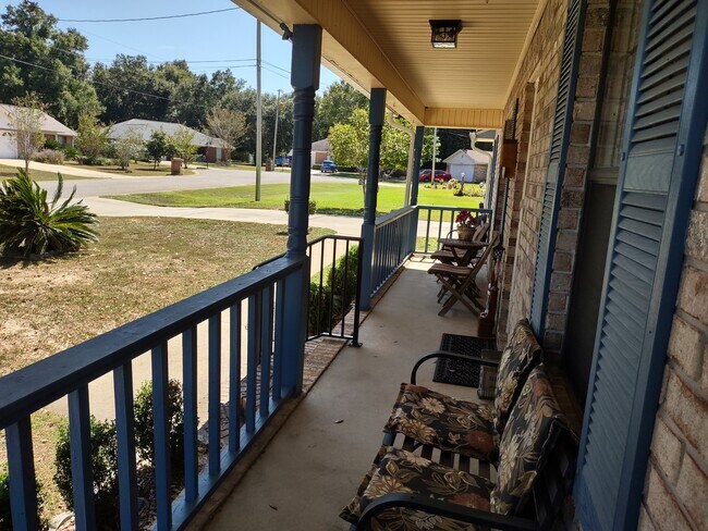 Foto del edificio - 4415 Copperwood Pl