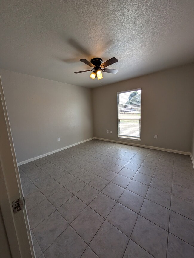 Main Bedroom - 2700 N FM 113