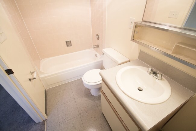 Foto del edificio - 4131 11th Ave NE