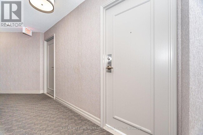 Building Photo - 77 Maitland Pl