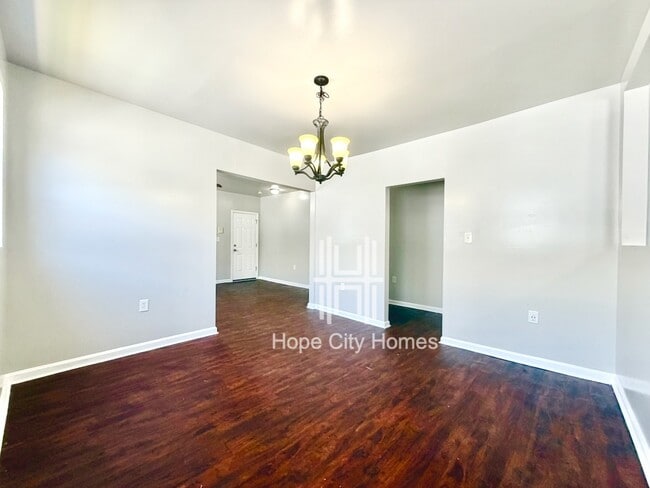 Building Photo - 4304 Garrison Blvd
