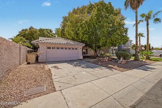 Building Photo - 5215 W Tonopah Dr