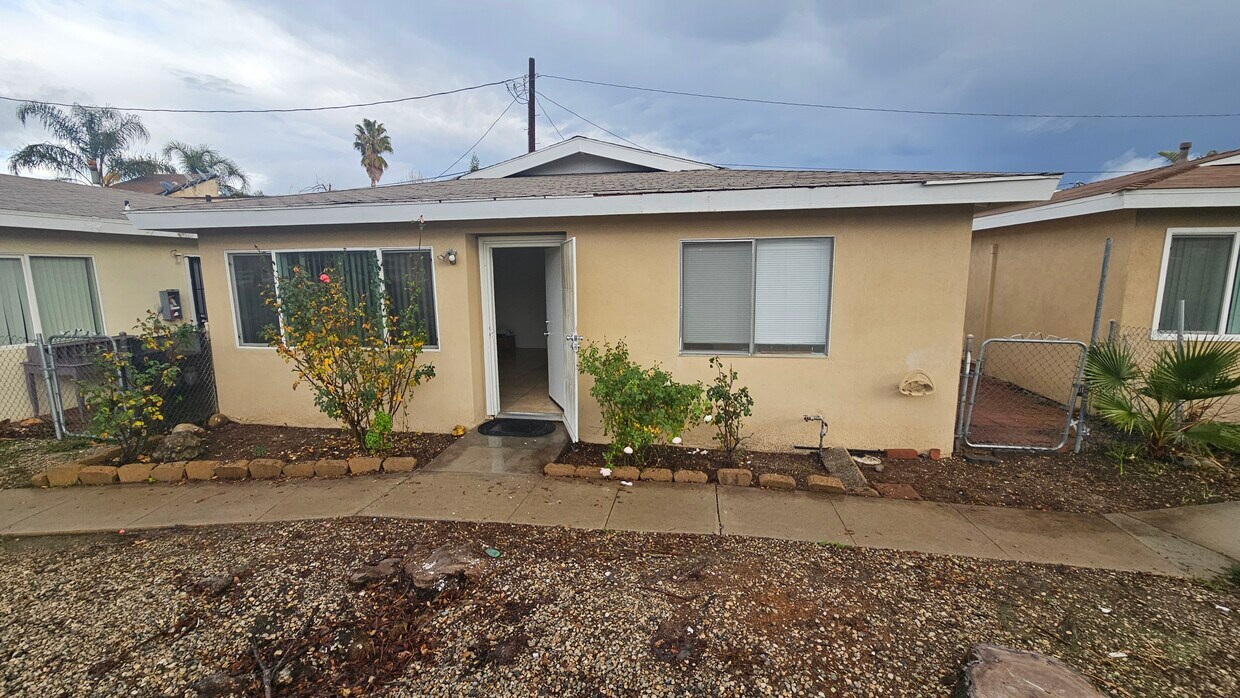 27560 Violin Canyon Rd, Castaic, CA 91384 House Rental in Castaic, CA