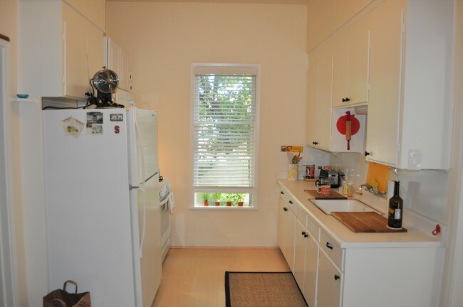 Foto del interior - 349 Massol Ave