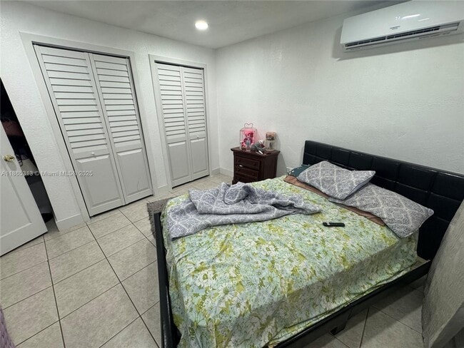 Foto del edificio - 5832 SW 2nd St