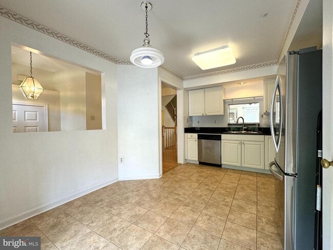 Building Photo - 10175 Treble Ct