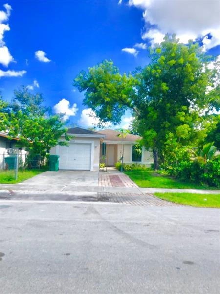 Primary Photo - 2711 NW 13th St