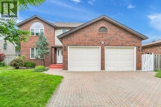 Building Photo - 2862 Mangin Cres