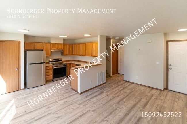 Building Photo - 2810 N 14th Pl