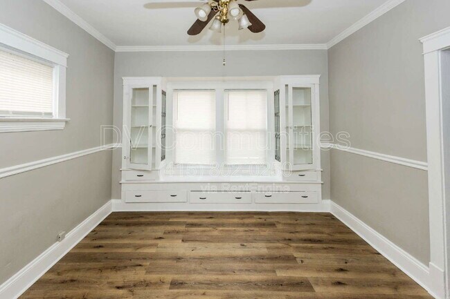 Building Photo - 3288 W 91st St