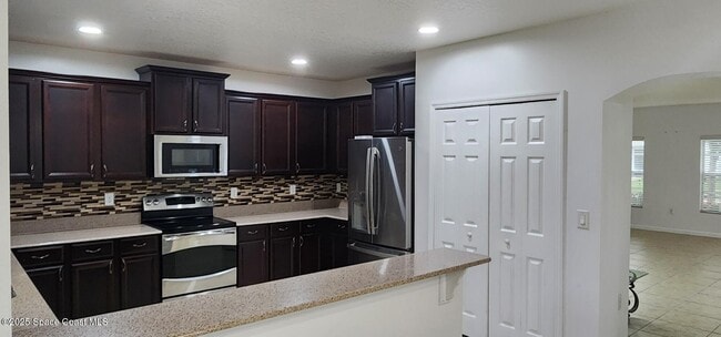 Building Photo - 3520 Aria Dr