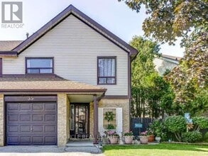 Building Photo - 35 Fanshawe Dr