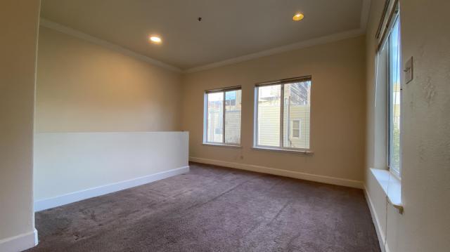Building Photo - 3 bedroom in San Francisco CA 94118