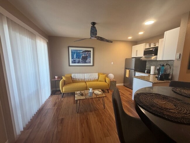 Foto del edificio - Charming Lake Front Condo in Granbury - Furnished!