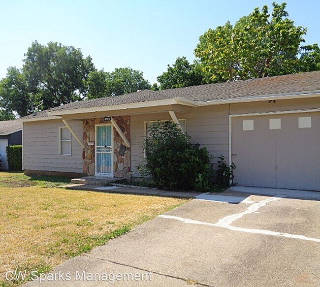 Foto del edificio - 3 br, 1 bath House - 3724 Moonstone