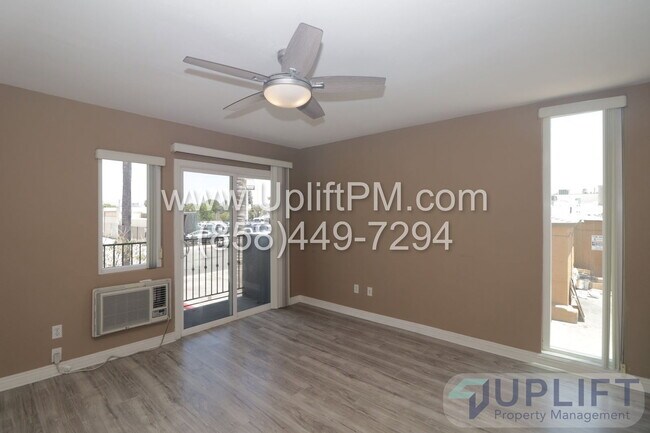 Building Photo - 4860 Rolando Ct