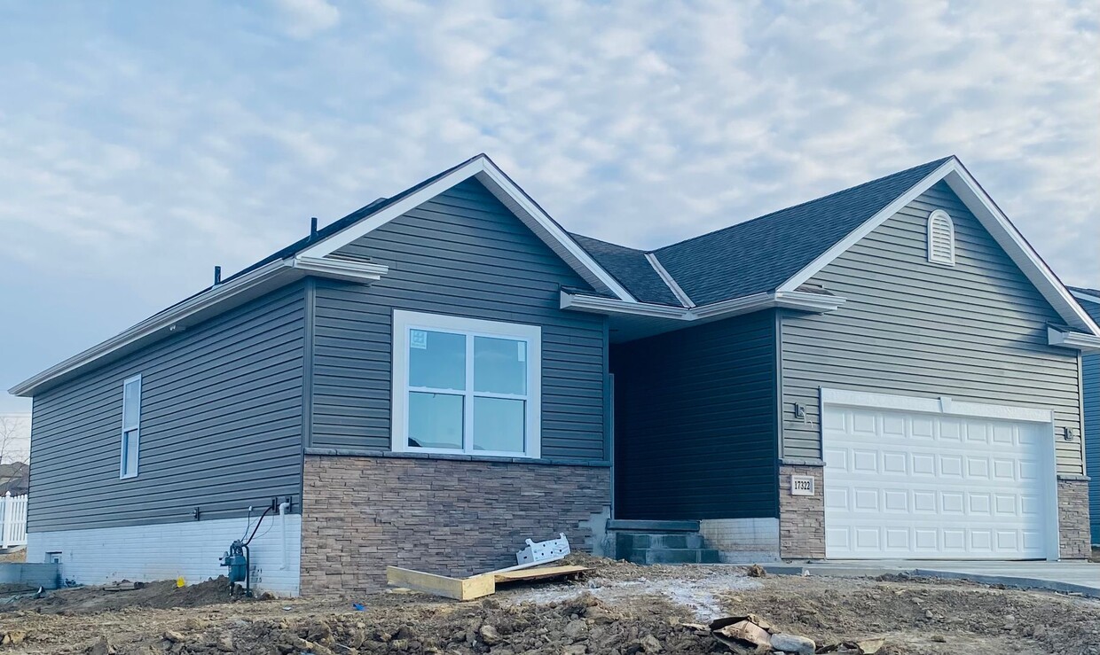 Building Photo - Brand New 3 Bedroom 32 Bathroom Home for R...