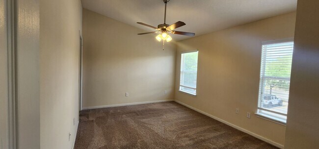 Foto del edificio - Willow Ridge Upstairs 2/2 Condo