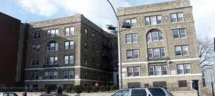 Building Photo - 220 Roseville Ave