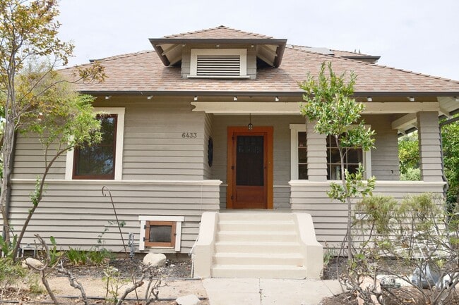 Building Photo - 6433 Crescent St