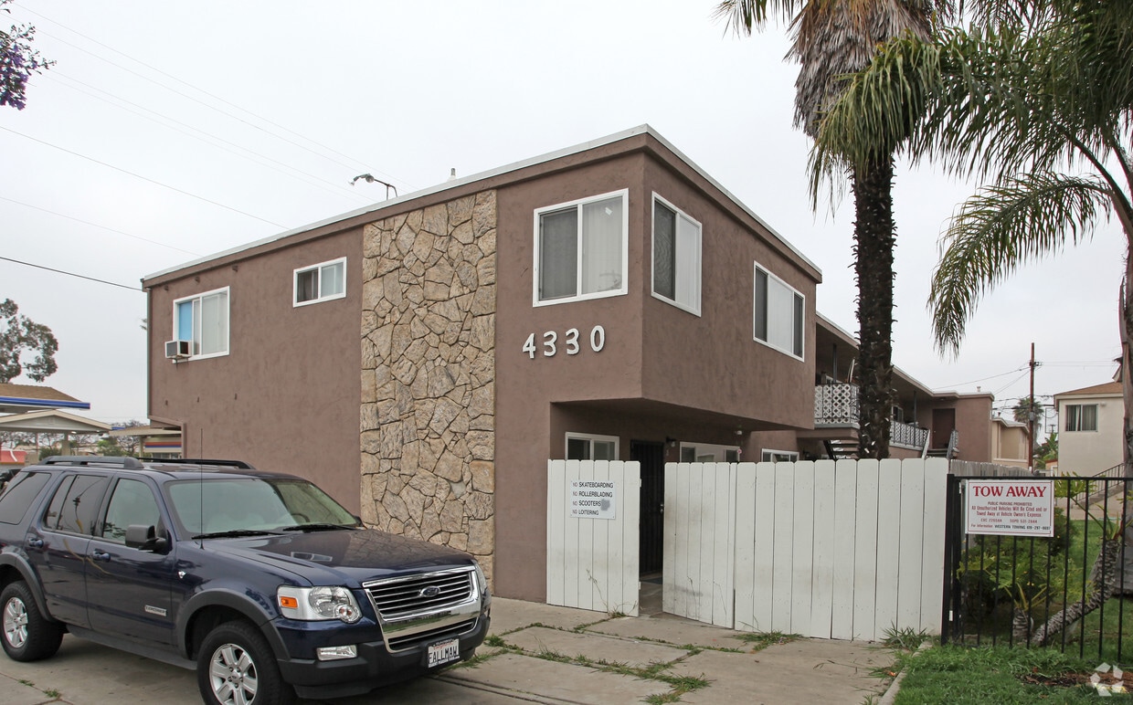 Primary Photo - 4330 Texas St