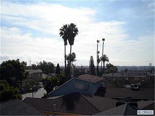 Building Photo - TRAFFICE CIRCLE- EASTSIDE LONG BEACH CONDO...