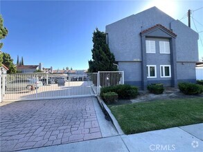 Building Photo - 14030 McClure Ave