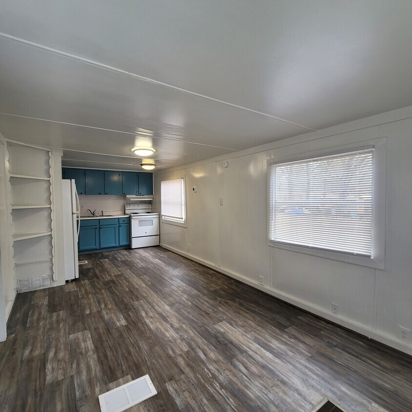 31831 Cates St, Pinehurst, TX 77362 House Rental in Pinehurst, TX