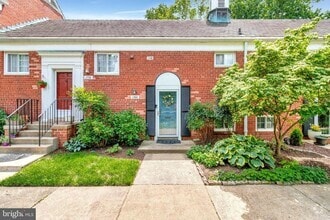 Building Photo - 1760 Preston Rd
