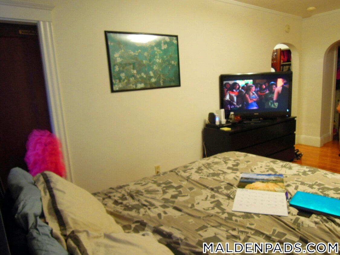 Foto del edificio - 349 Pleasant St