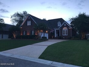 Building Photo - 2105 Lytham Ct