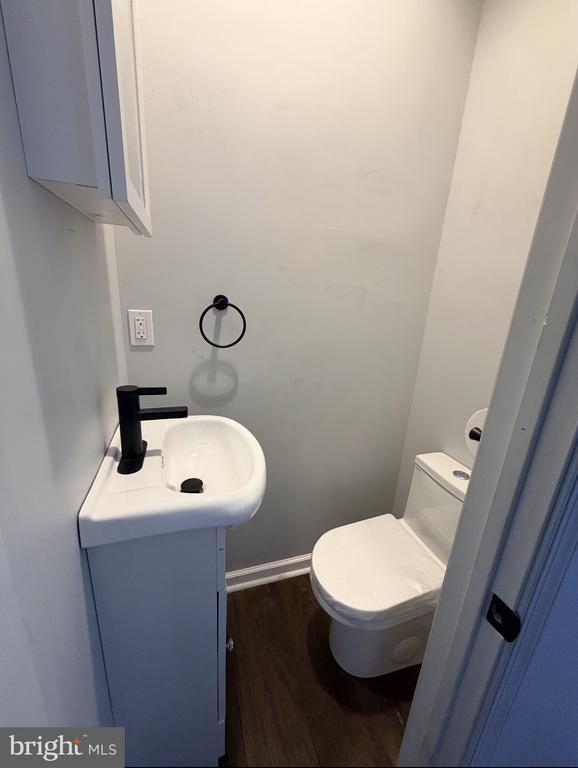 Foto del edificio - 139 Denny Ave