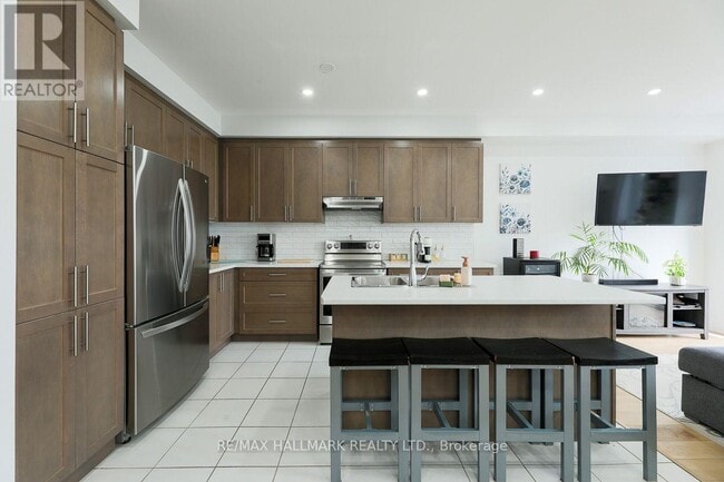 Building Photo - 1090 Lockie Dr