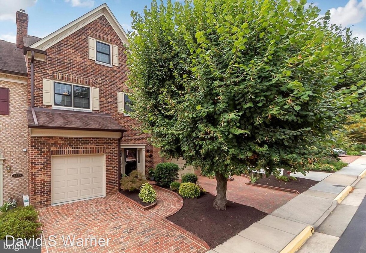 Foto principal - 4 br, 3.5 bath House - 6357 Brampton Ct.