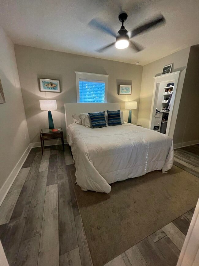 Foto del edificio - 105 1st St